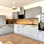 Superhosts Zentrum - Parkplatz - Terrasse - King-Bett - Netflix